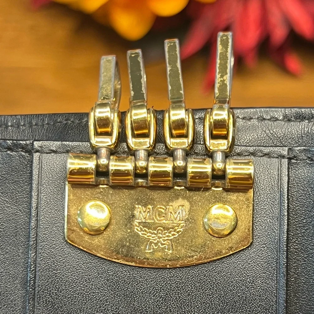 Authentic MCM Cognac 6-Keyholder - EUC - Picture 7 of 9